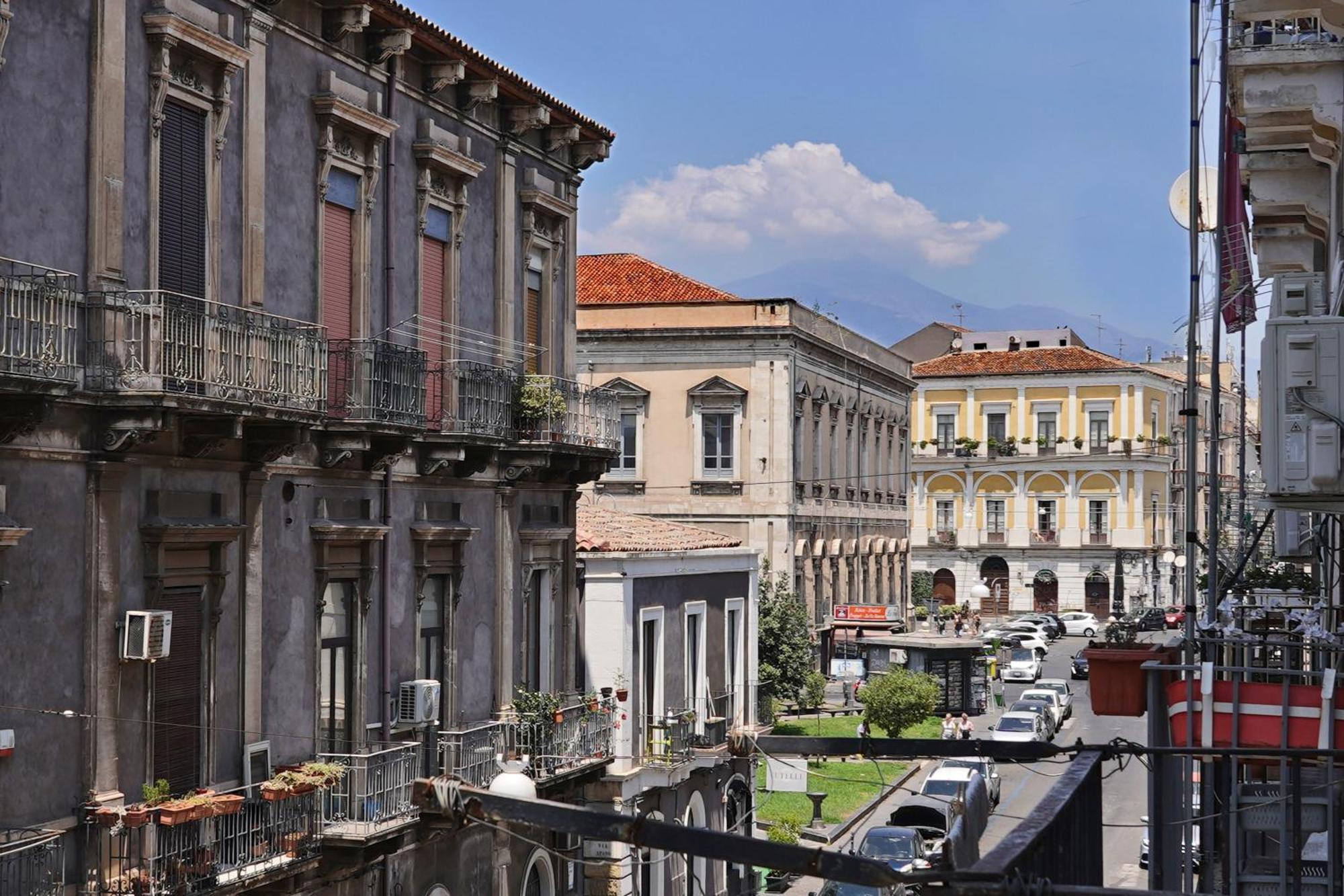 La Petite Suite Catania Exterior photo
